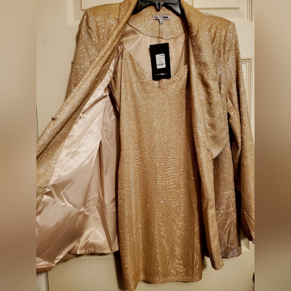 2 piece dress set - Picture 2 of 4